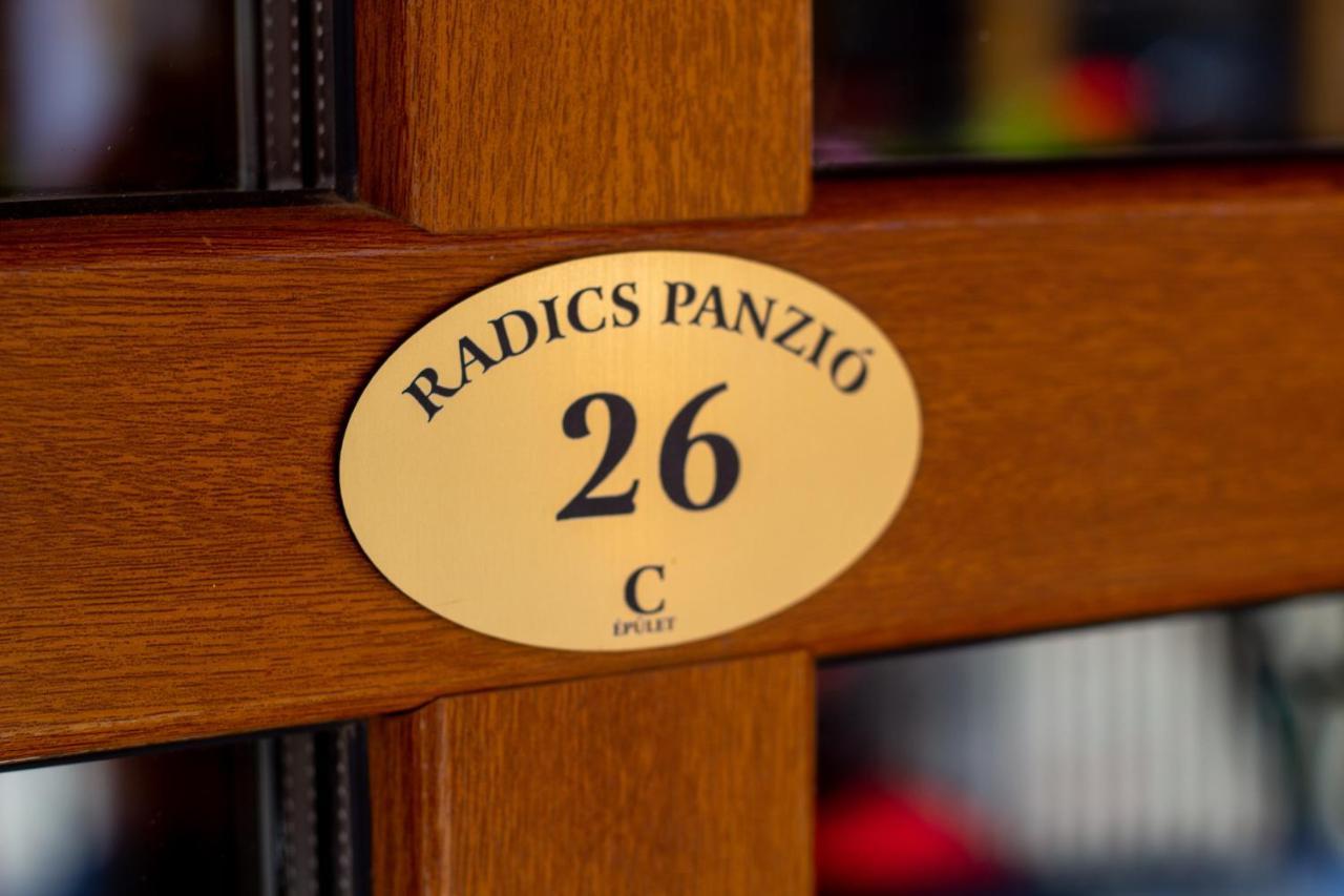 Radics Panzio Etterem Es Piheno Kozpont Hotell Letenye Exteriör bild